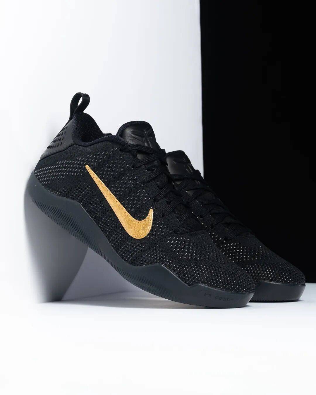 明天发售！两双「黑金」Kobe 11 即将登场！